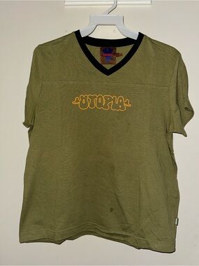 Marc Jacobs Olive Green 'Utopia' Graphic V-Neck Tee